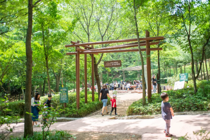 계남공원 - 유아숲체험장, 우렁바위