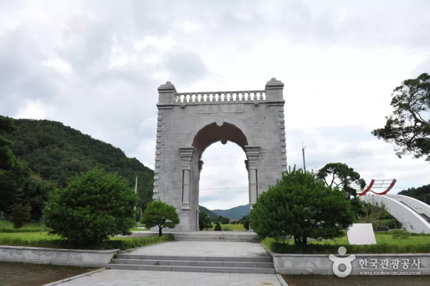 서재필기념공원 - 송재 서재필선생 생가와 기념공원